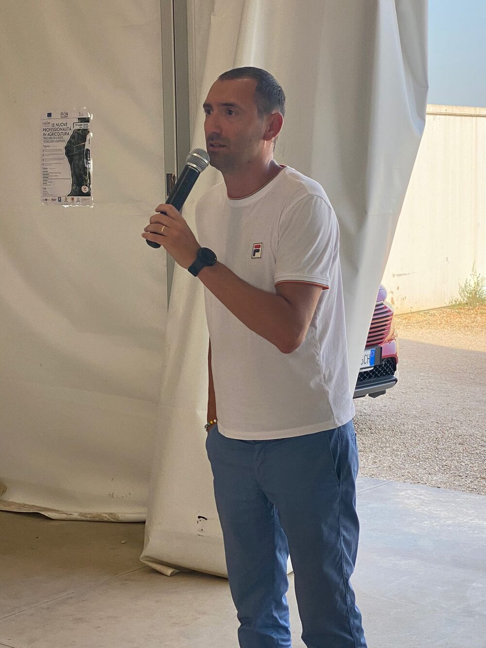 Alessandro Carenza durante un intervento pubblico